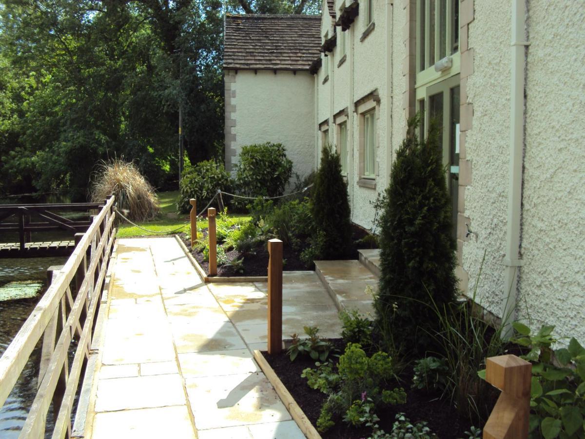 The Crown Of Crucis Country Inn And Hotel Cirencester Eksteriør bilde
