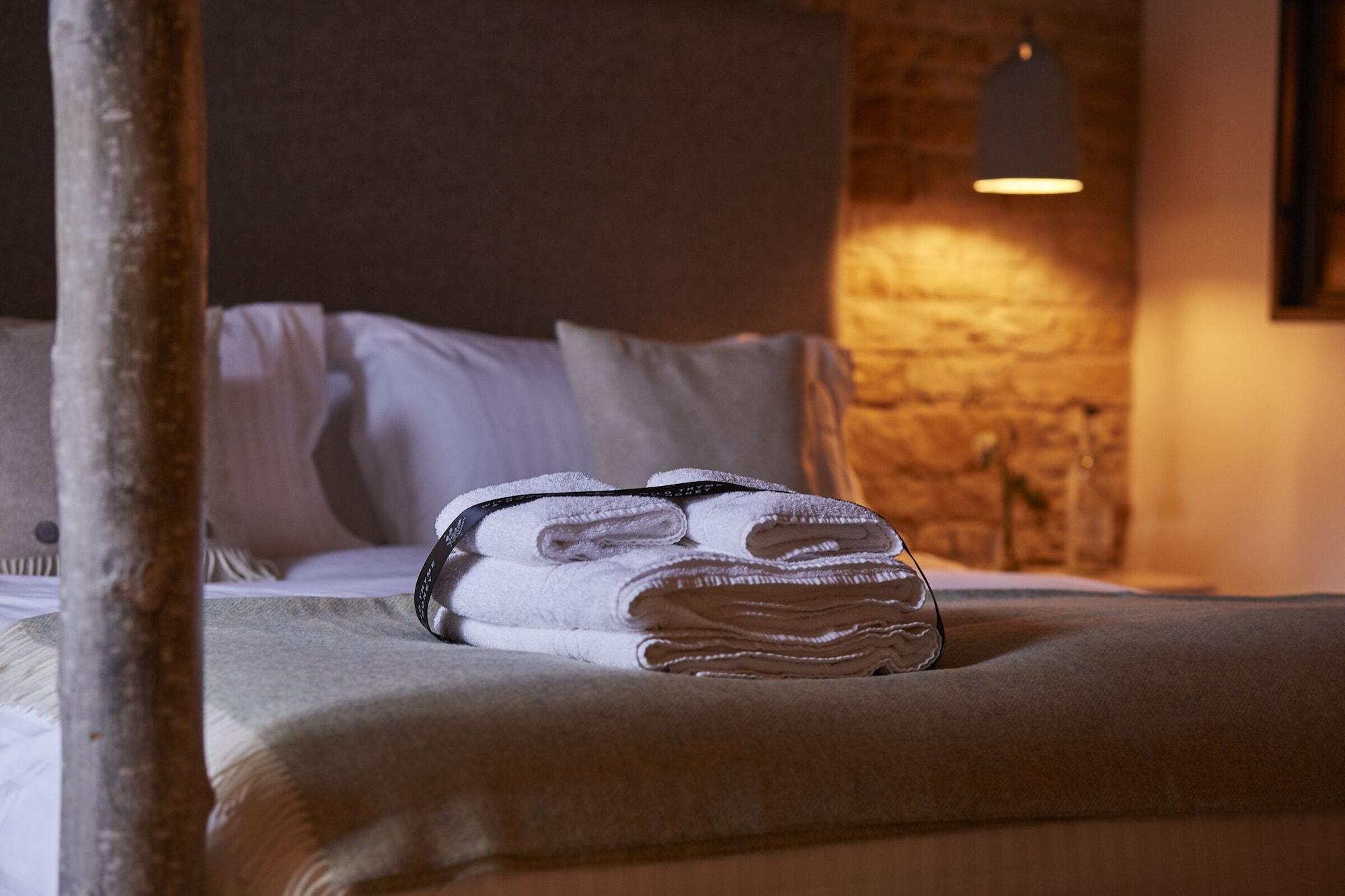 The Crown Of Crucis Country Inn And Hotel Cirencester Eksteriør bilde