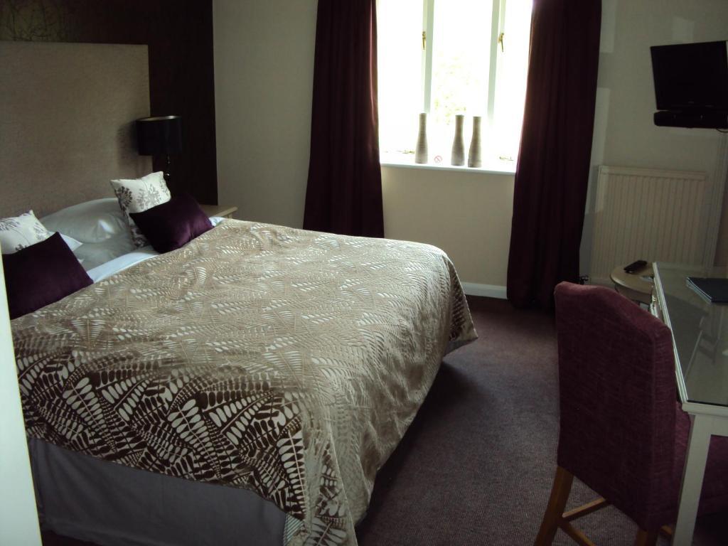 The Crown Of Crucis Country Inn And Hotel Cirencester Rom bilde
