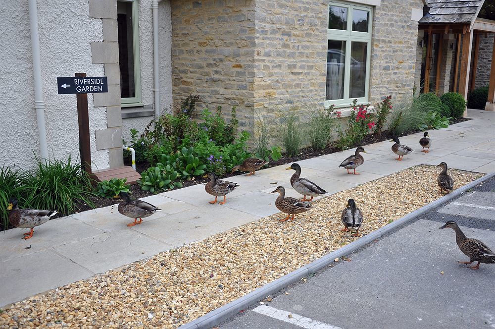 The Crown Of Crucis Country Inn And Hotel Cirencester Eksteriør bilde