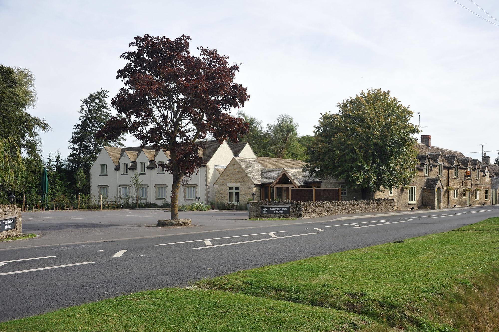 The Crown Of Crucis Country Inn And Hotel Cirencester Eksteriør bilde