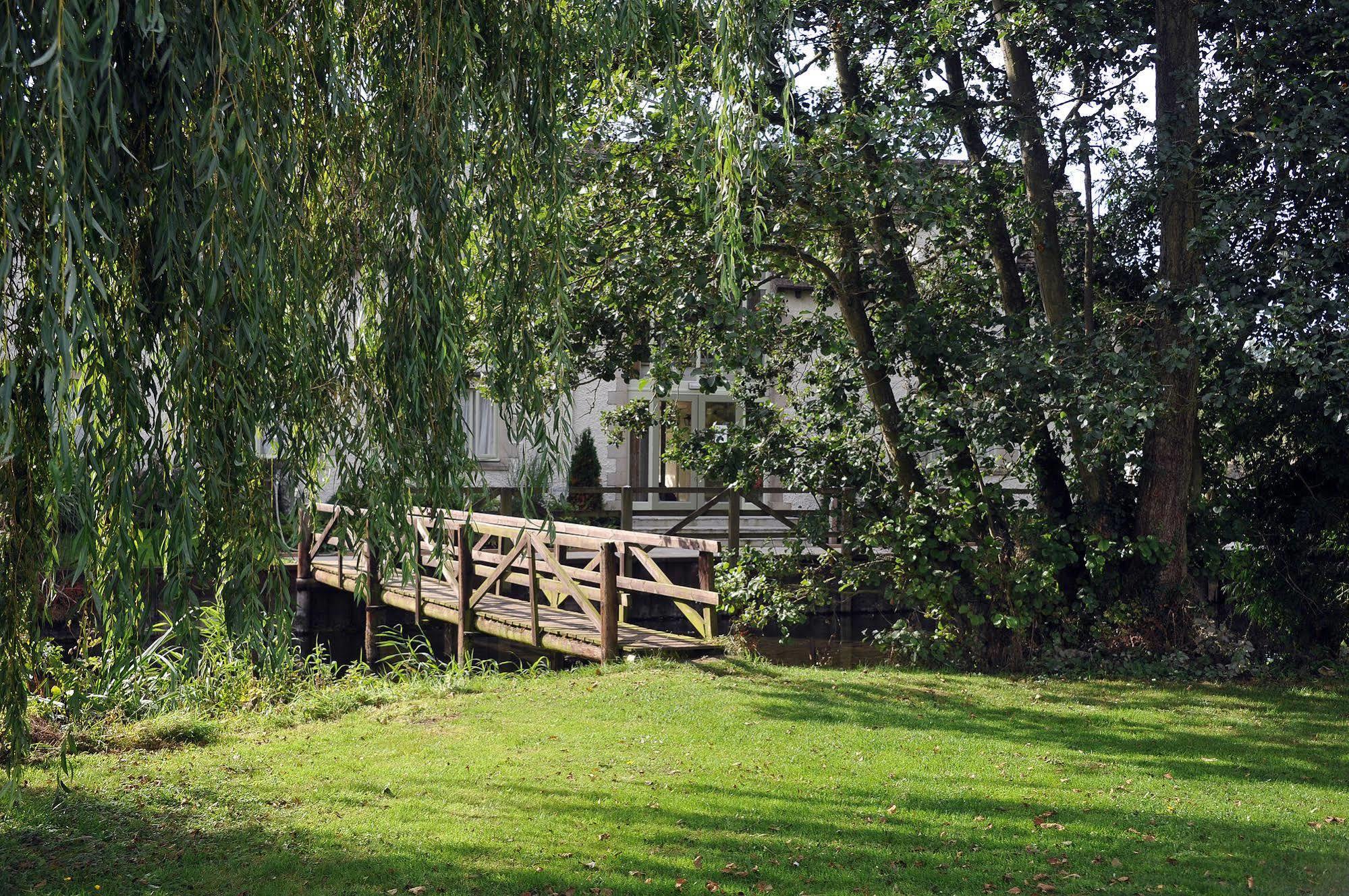 The Crown Of Crucis Country Inn And Hotel Cirencester Eksteriør bilde