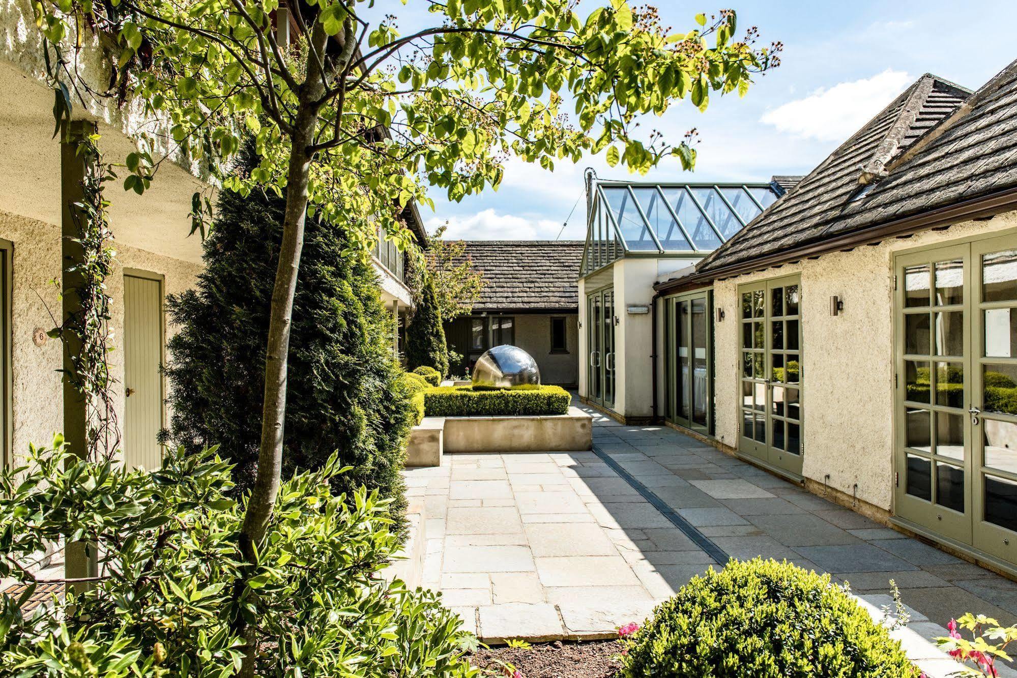 The Crown Of Crucis Country Inn And Hotel Cirencester Eksteriør bilde